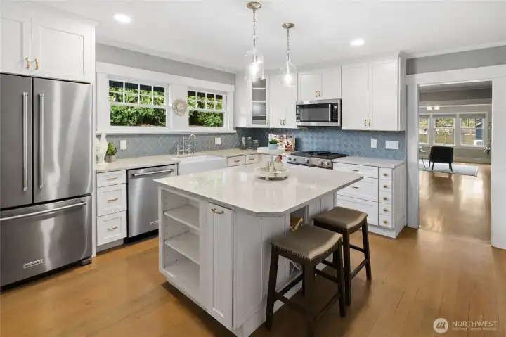 Plenty of work space and storage in your brand NEW kitchen.