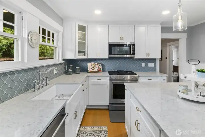 Light and Bright with custom touches throughout your kitchen.