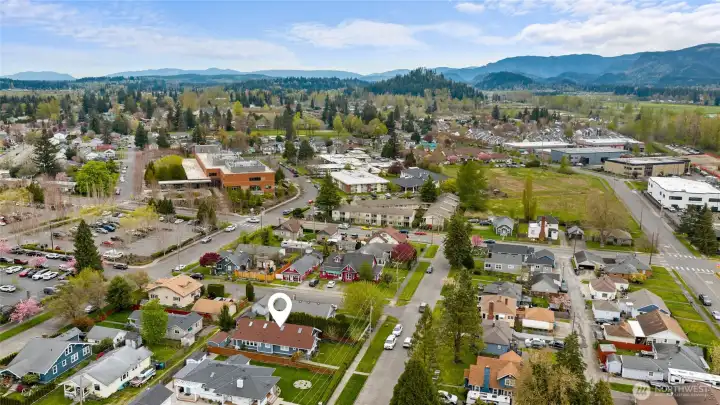 Walking distance to all that Enumclaw has to offer.