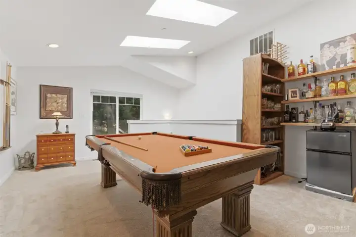 The billiards room and bar upstairs