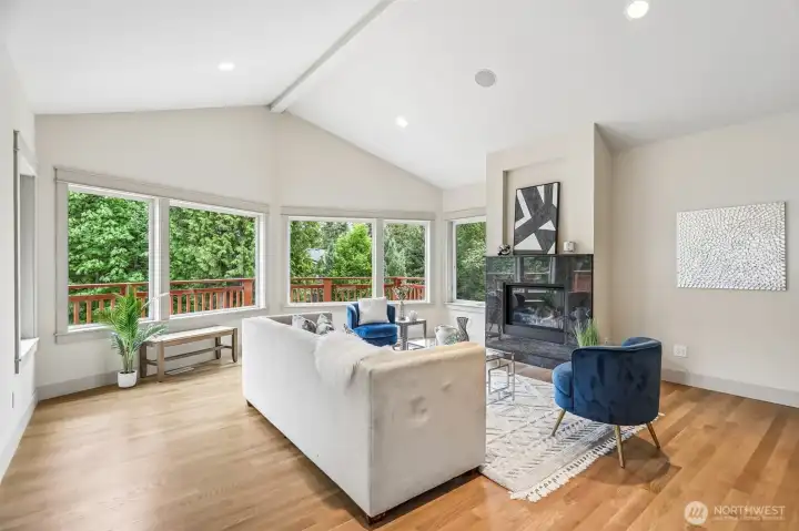 Check out the vaulted cielings in the main floor family room!