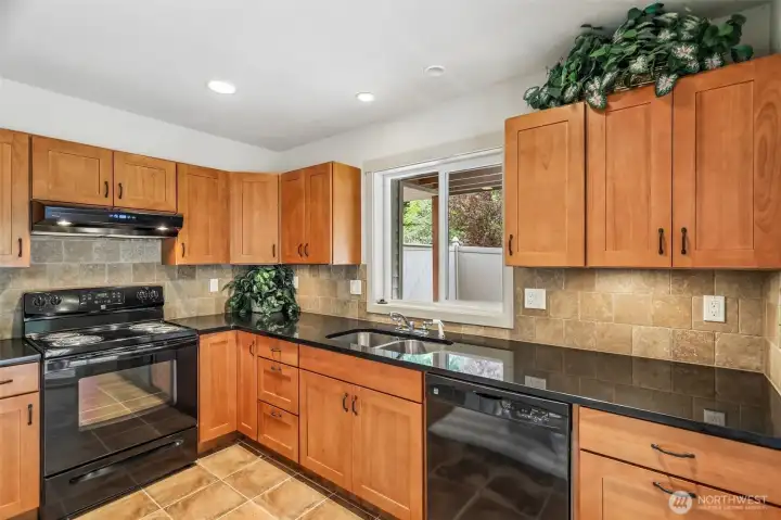 Another view of the downstairs kitchen!