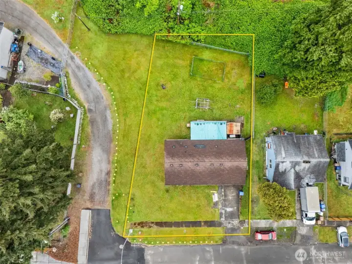 Property lines are approximate