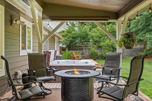 Outdoor living space plumbed with natural gas
