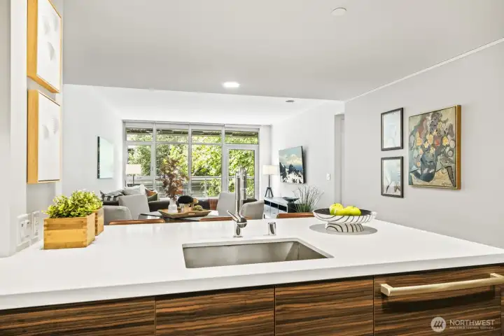 Luxurious finishes throughout.