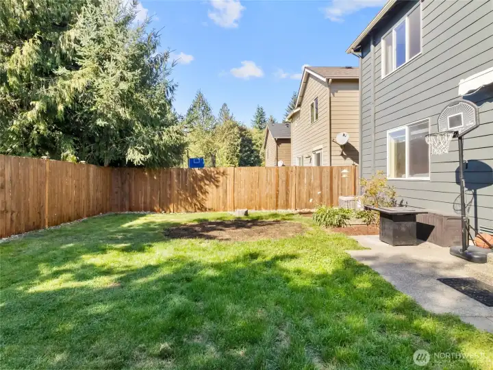 LARGE GRASSY LAWN