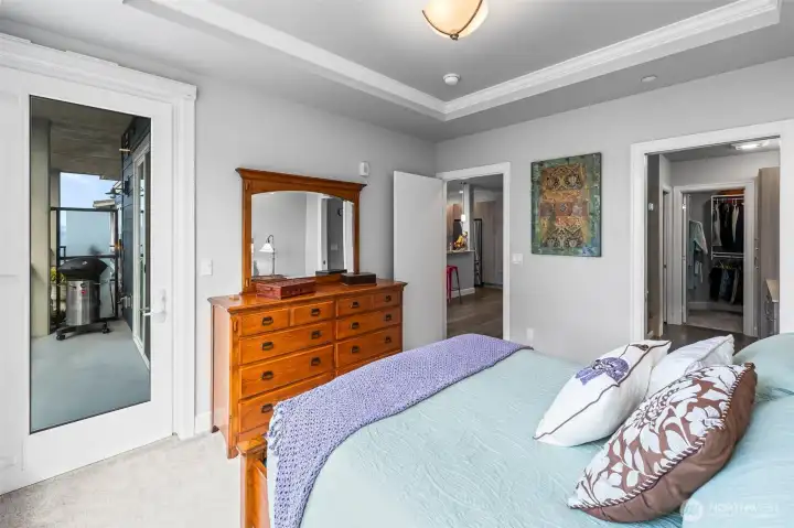 ALL bedroom and bath doors are solid core to minimize noise.