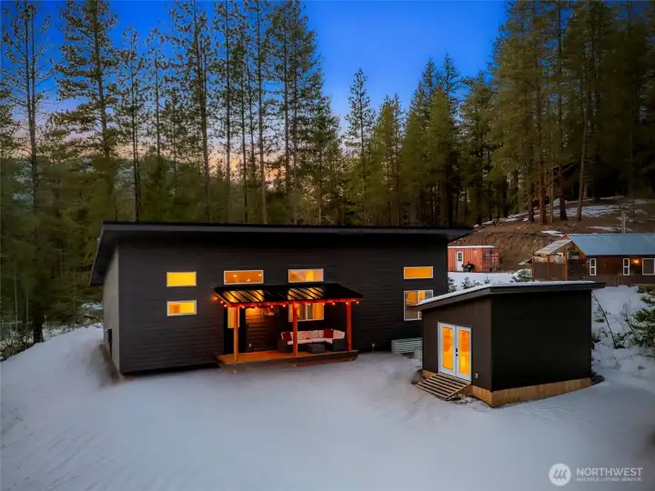 Imagine the lasting memories you will make at this modern mountain escape.