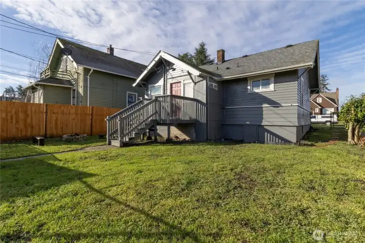 Beautiful fully fenced backyard