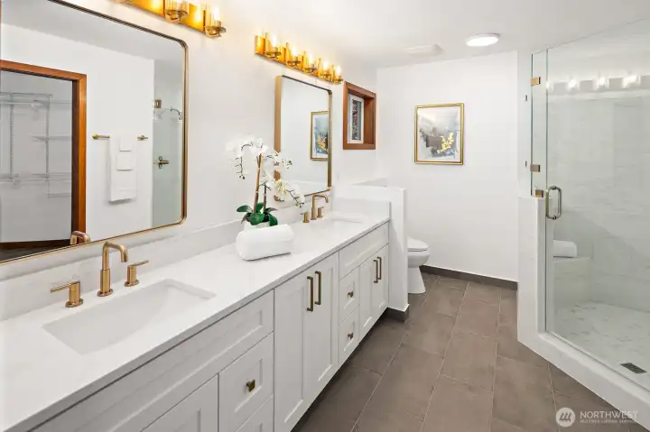 The fully remodeled primary bath is stunning!