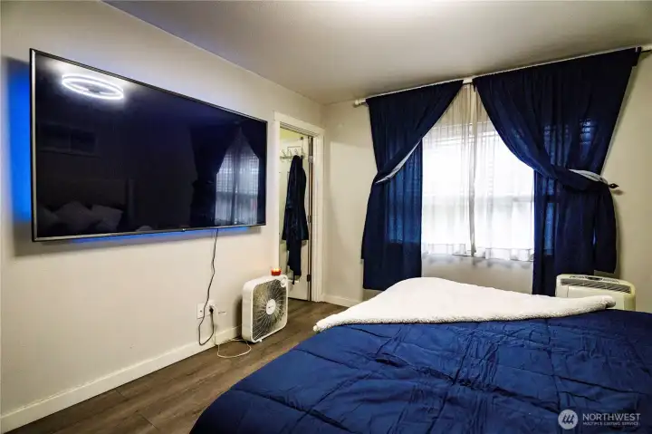 Entry to Primary Walk-in Closet