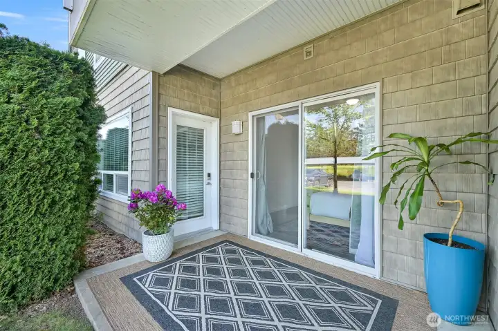 Enjoy easy no-step access with a direct, convenient entry — no stairs or long hallway walk to get home. Enjoy easy no-step access with a direct, convenient entry — no stairs or long hallway walk to get home.