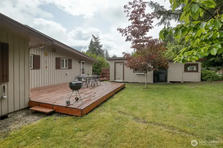 Wood Deck/Garden Sheds Wood Deck/Garden Sheds