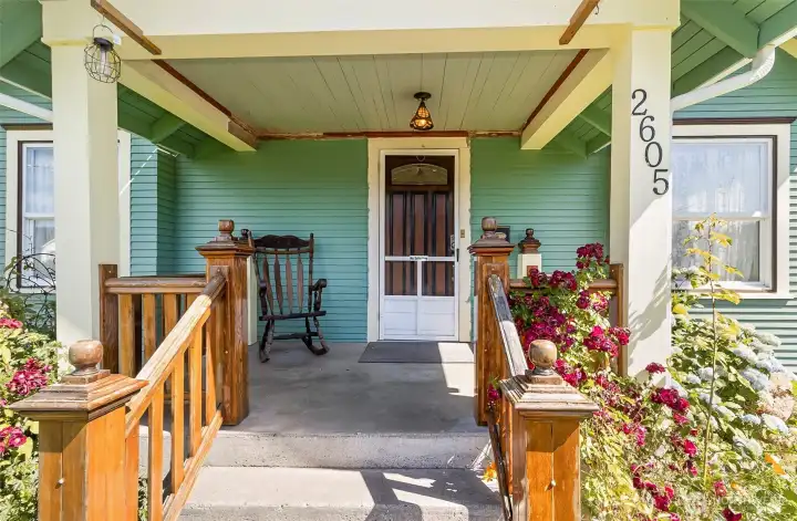 Beautiful front enjoy wood handrails