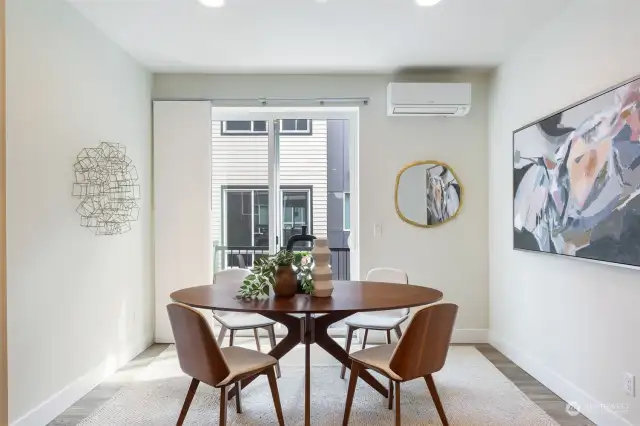 Dining room and main floor AC