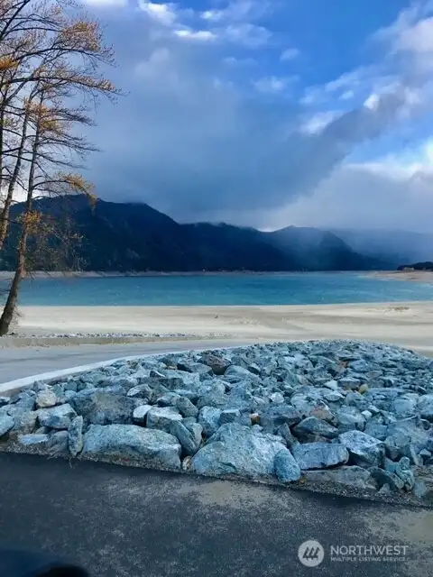 Speelyi Beach