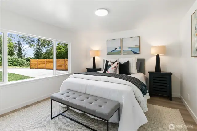 Sunny second bedroom