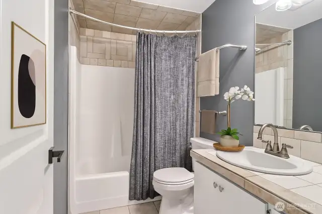 Main Bathroom Virtual Staged