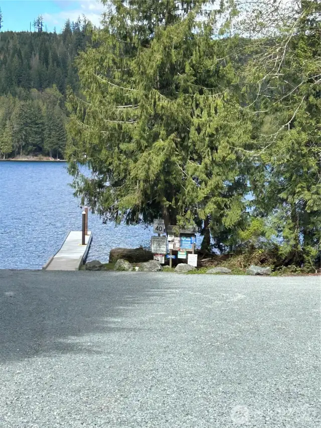 Community Beach & Boat launch.