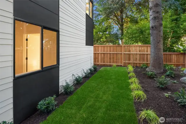 Thoughtfully designed for comfort and flexibility, this 3-bedroom, 1,813 sq ft home is also incredibly pet-friendly, featuring a fully enclosed yard and an almost 500 sq. ft. rooftop deck with pet-friendly turf, making it easy for furry friends to enjoy the beach life, too.