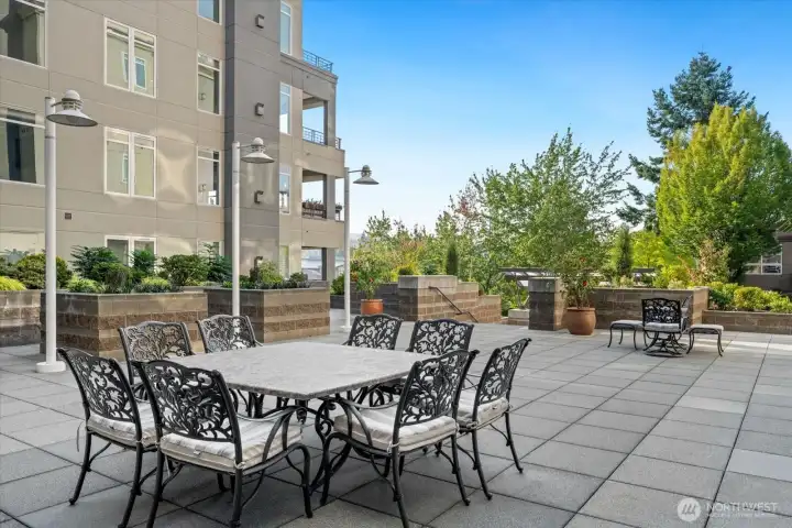 Brezza courtyard