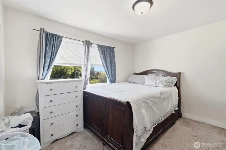 2nd bedroom upstairs