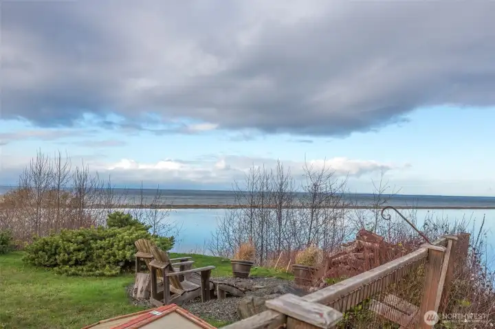 Mains Farm Community Waterfront Lot