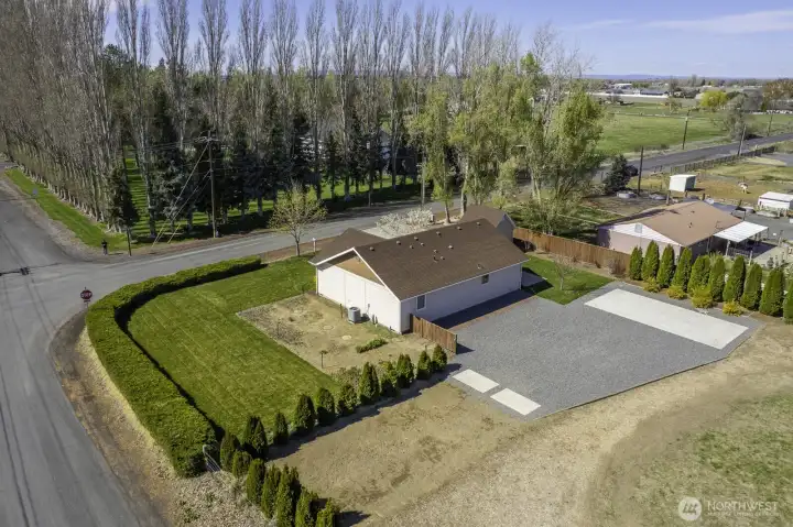Gravel area is on secondary lot