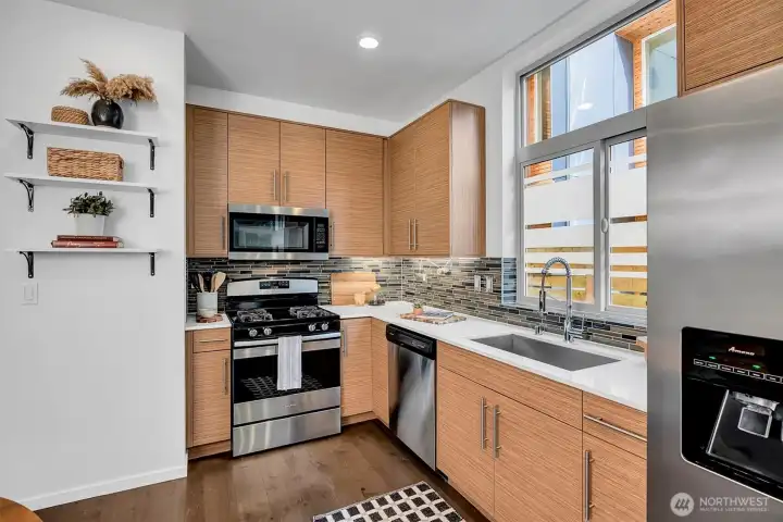 Kitchen offers streamlined and efficient prep space