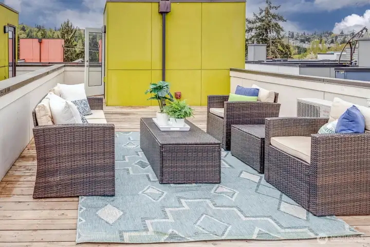 Pre plumbed rooftop deck with gas and water access