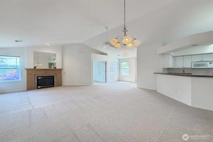 Dining area is just off kitchen