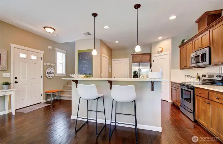 Kitchen/Breakfast Bar