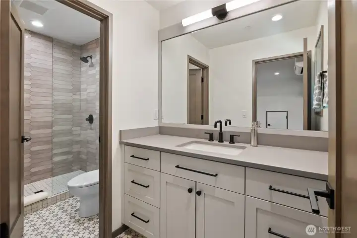 Bonus Room bathroom