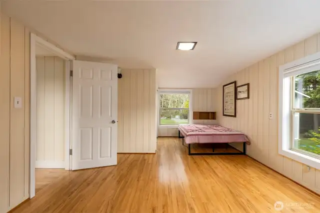 Cheerful sunlit guest room