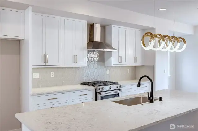 Full backsplash tile