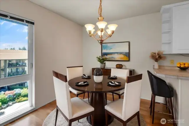 Virtually staged eating nook