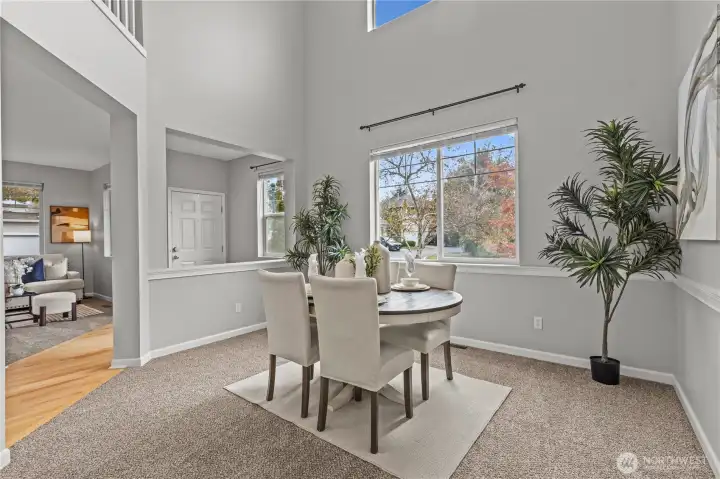 Vaulted dining room (we did use this room as a front room)