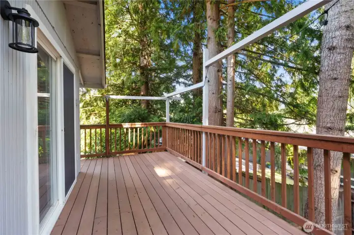 Deck of kitchen