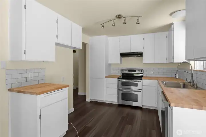 Kitchen remodeled and cabinets refreshed!