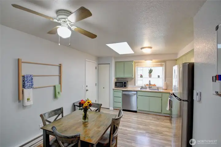 kitchen / dining area