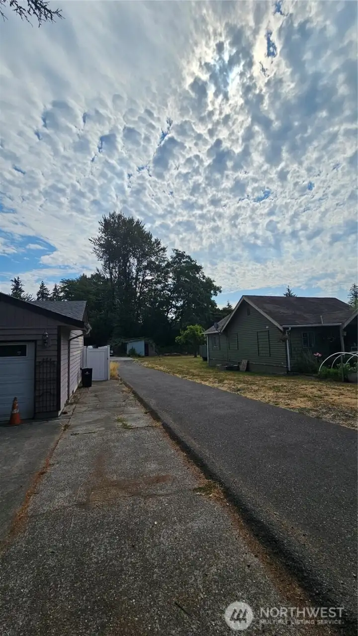 Driveway to the back lot