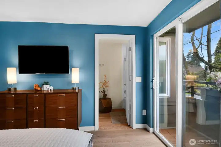 Private access to the remodeled continental bath, too.