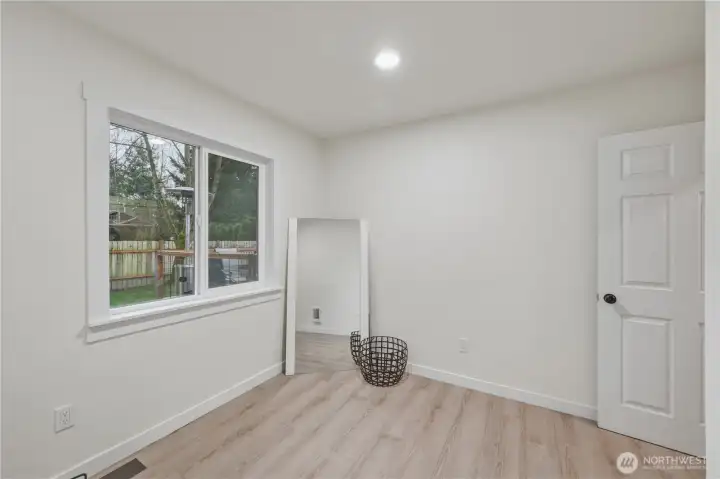 Second bedroom.