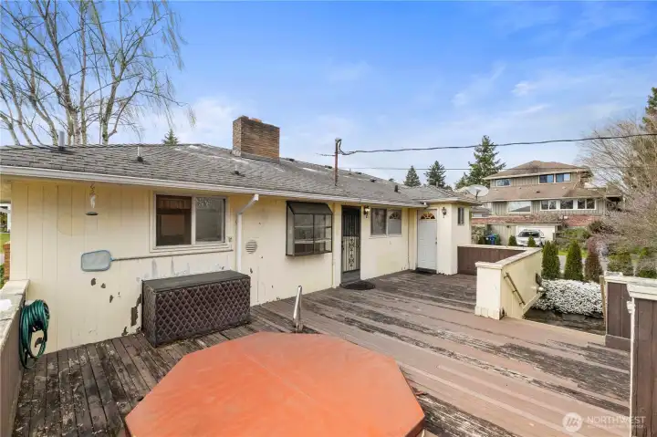 Large deck off kitchen