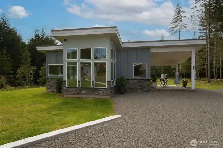 Guest Home w/ Covered Patio
