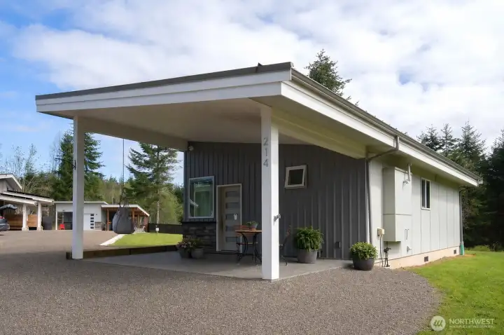 Guest Home w/ Covered Patio