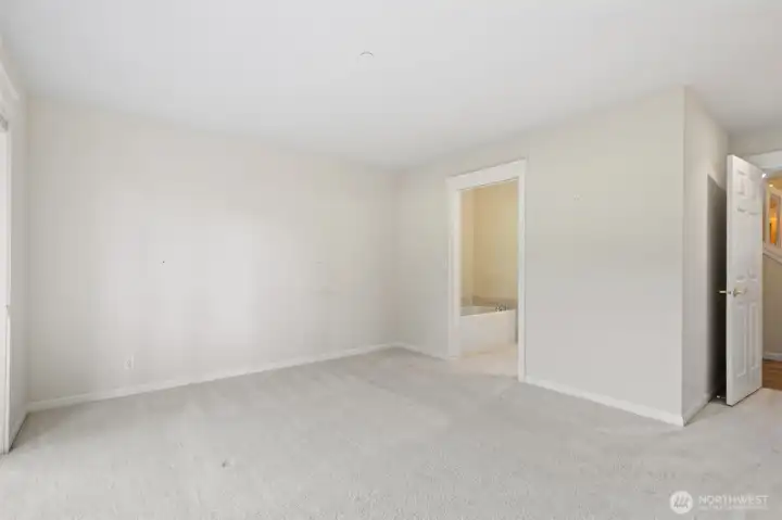 Primary Suite View 3