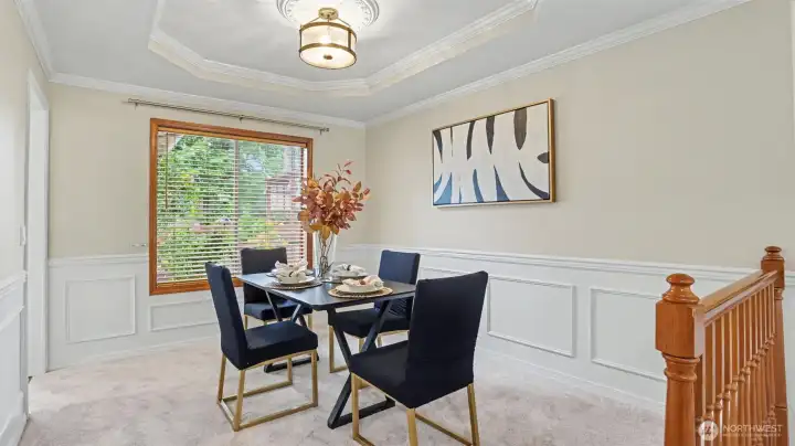 Dedicate dining room.