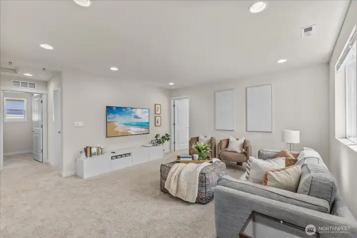 Upstairs Bonus Loft Space
