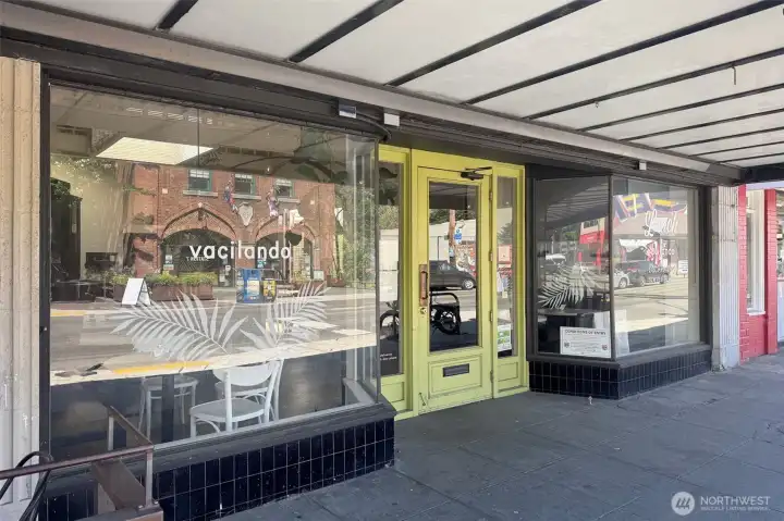 Enjoy all that Capitol Hill has to offer - just steps away.